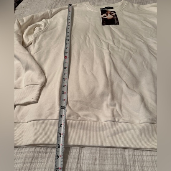 Naked Wardrobe Boxy Relax Fit Sweatshirt - NWT - Size L - Picture 9 of 10